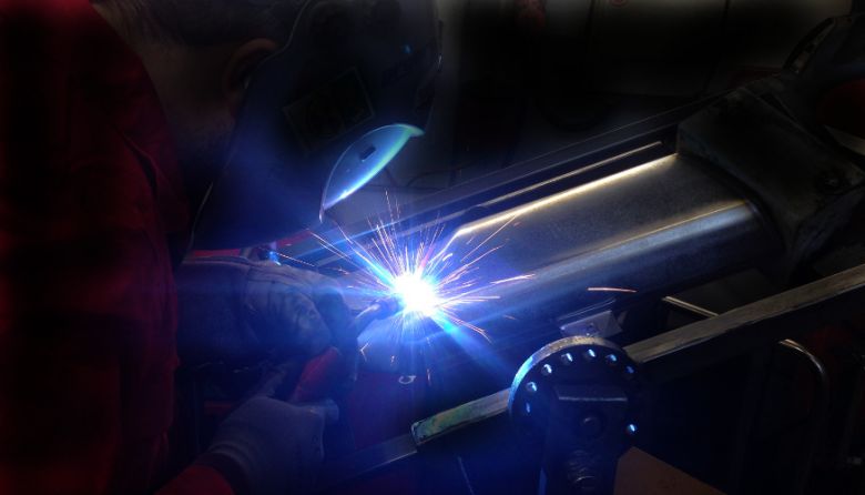 Exhaust system welding with PROTEC CE15L+